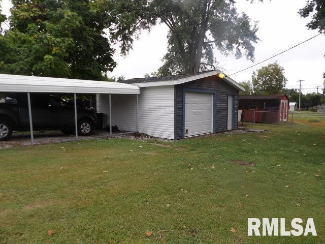 House for sale in Eldorado, Illinois
