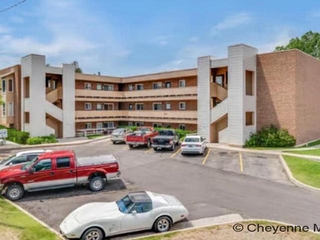 Condo for sale in Wyoming