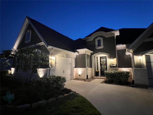 House for sale in Pinehurst, Texas