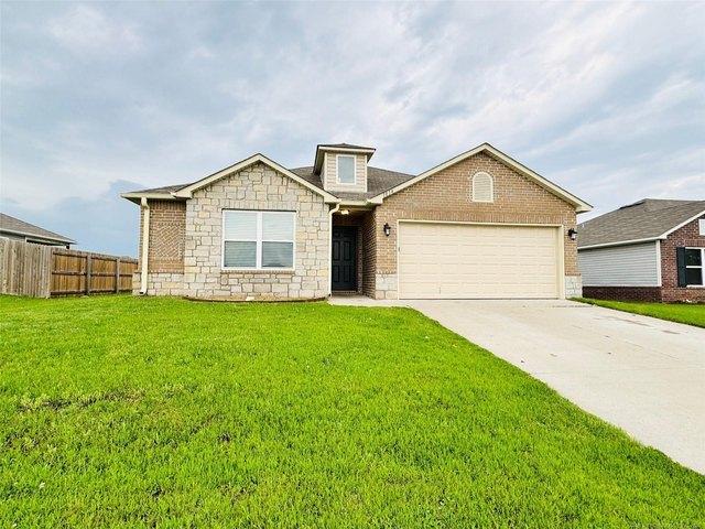 House for sale in Rogers, Oklahoma