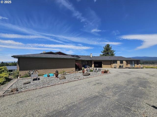 House for sale in Goldendale, Klickitat County
