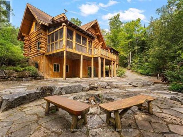 House for sale in Ontario