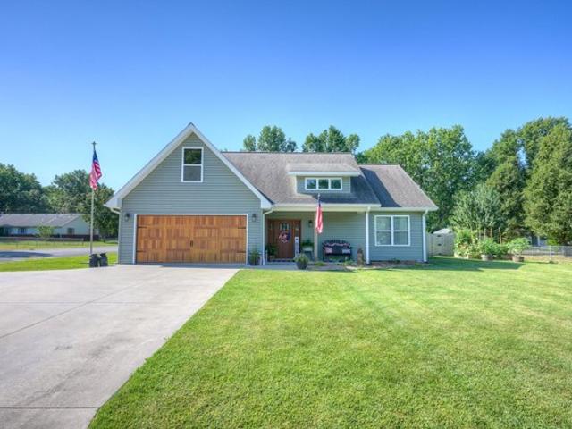 House for sale in Carthage, Missouri