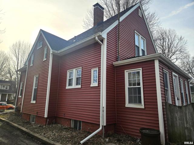 House for sale in Galesburg, Illinois