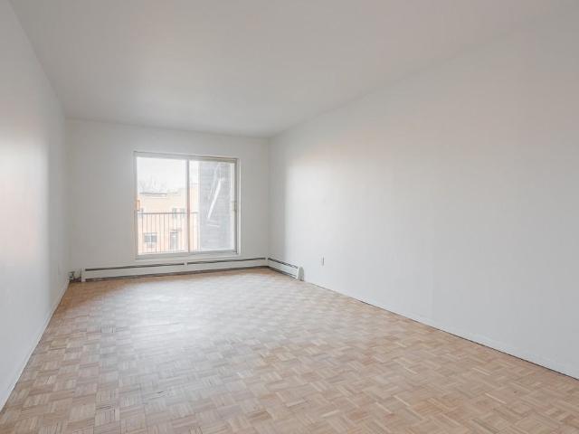 Apartment for rent in St. Leonard's, Quebec