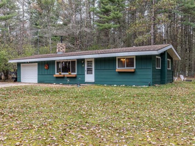 House for sale in Hazelhurst, Wisconsin