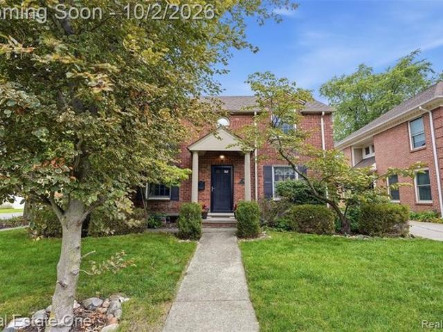 House for sale in Huntington Woods, Oakland County