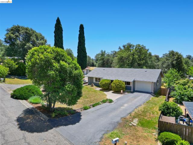 House for sale in Jamestown, California
