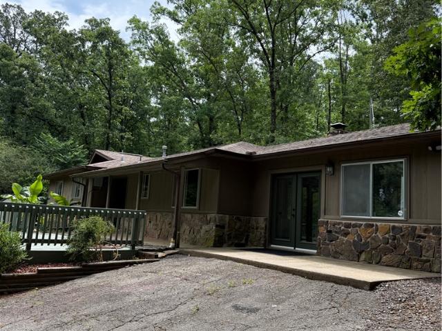 House for sale in Ark