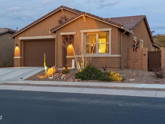 House for sale in Vail, Arizona