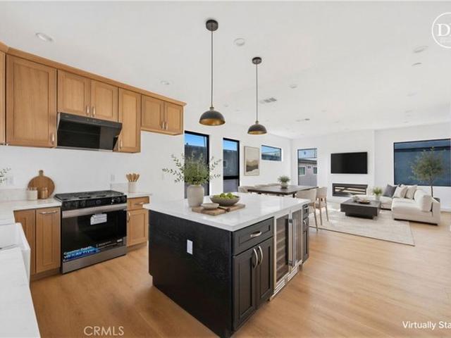 House for sale in Canoga Park, California