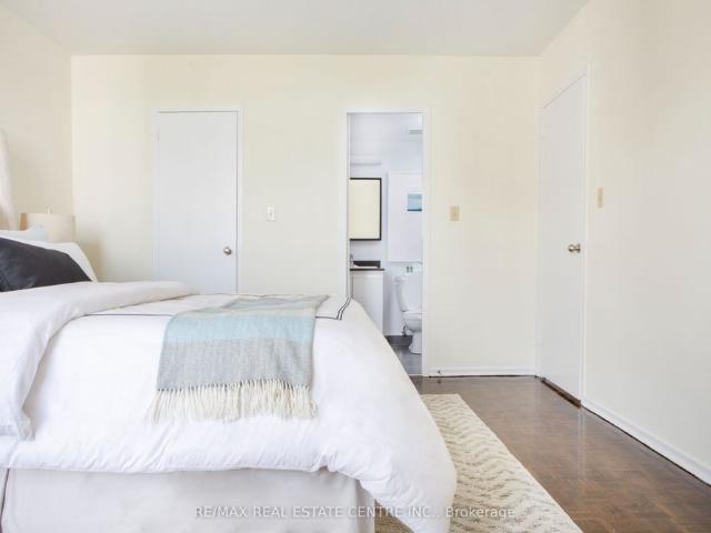 House for rent in Don Valley East, Toronto