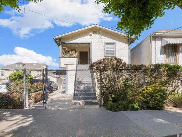 House for sale in Oakland, California