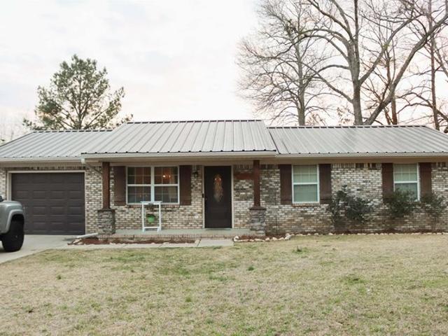 House for sale in Clanton, Alabama