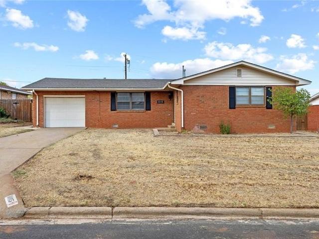 House for sale in Weatherford, Custer County