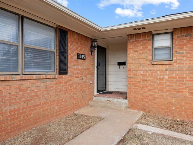 House for sale in Weatherford, Custer County