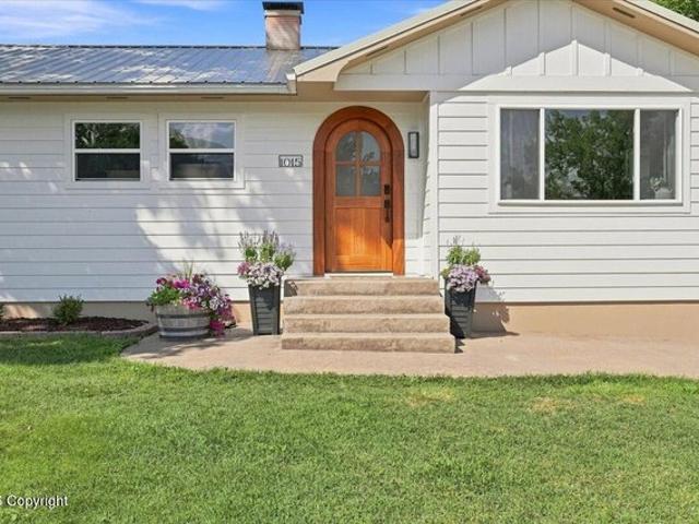 House for sale in Sundance, Crook County