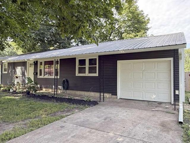 House for sale in Iowa Falls, Iowa