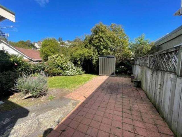 Property for rent in Otakou