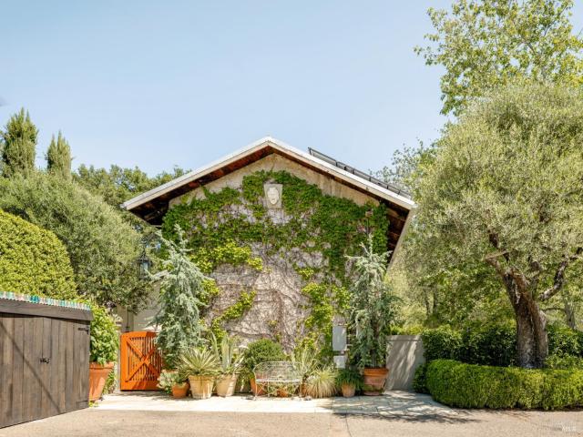 House for sale in Cloverdale, California