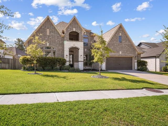 House for sale in Pinehurst, Texas