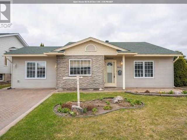 House for sale in Sault Sainte Marie, Ontario