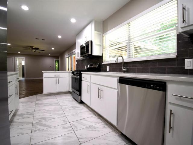 House for sale in Irving, Dallas County