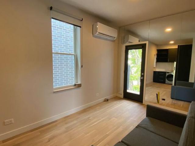 Apartment for rent in Chicago Park, Illinois