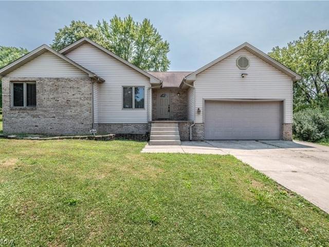 House for sale in Vienna, Ohio