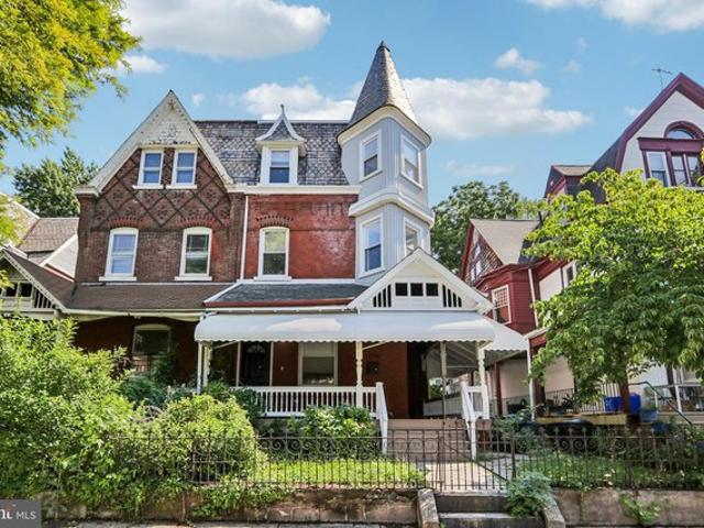Townhouse for sale in Philadelphia, Pennsylvania