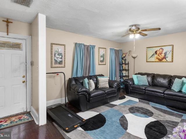 House for sale in Trenton, New Jersey