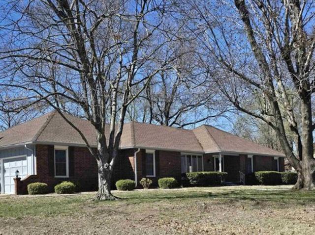 House for sale in Clinton, Missouri