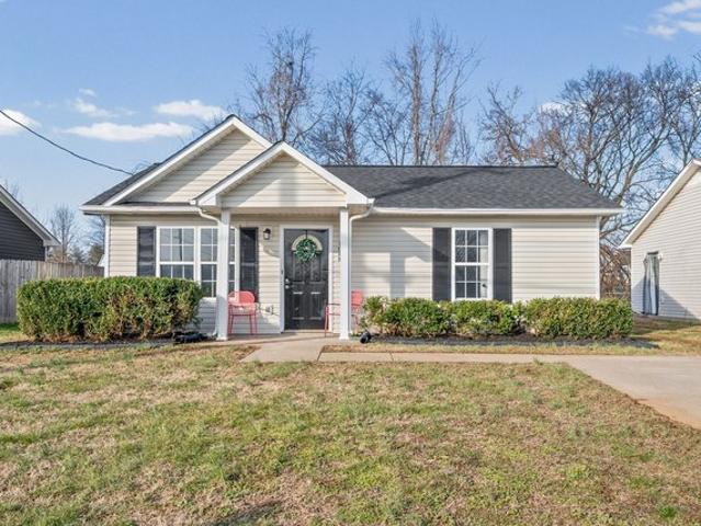 House for sale in Fort Campbell, Kentucky