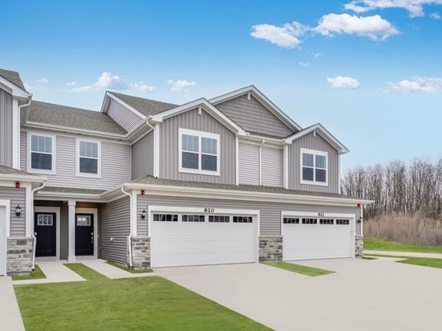 Townhouse for sale in Dundee, Illinois