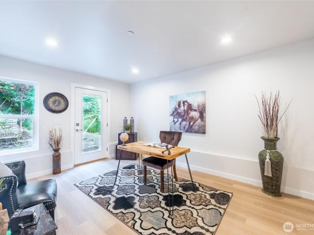 Townhouse for sale in Seattle, Washington