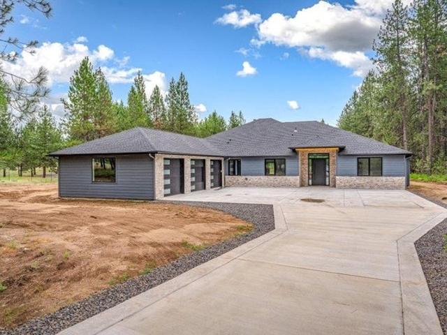 House for sale in Deer Park, Washington