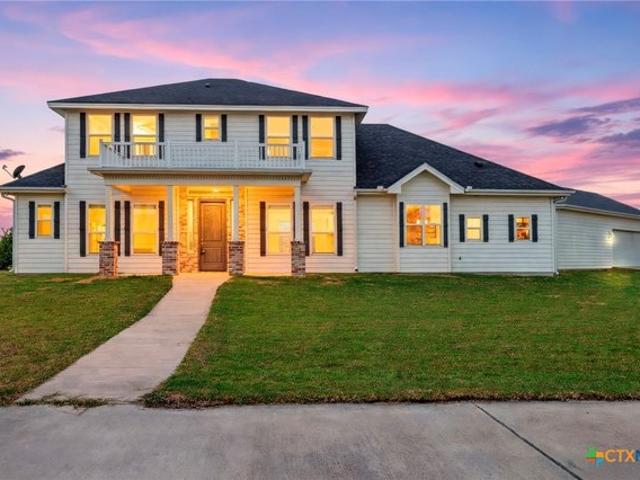 House for sale in Holland, Texas