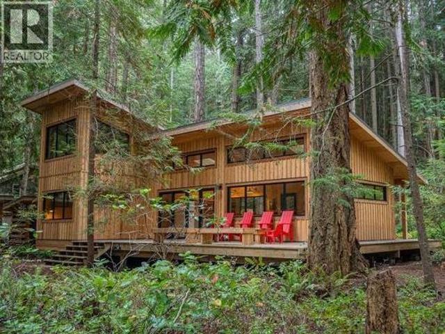 House for sale in Area A (Malaspina/Toba), qathet Regional District