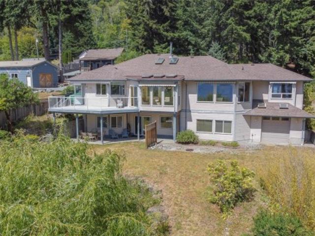 House for sale in Youbou, British Columbia
