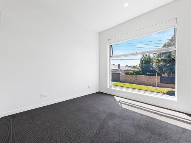 Apartment for rent in Pascoe Vale South, Melbourne