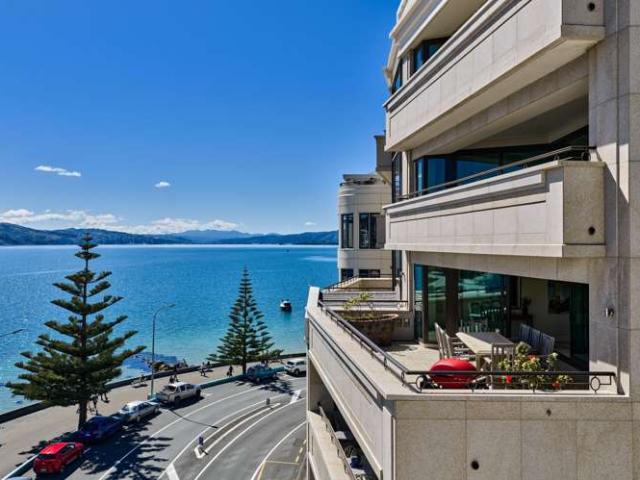 Apartment for sale in Oriental Bay, Wellington