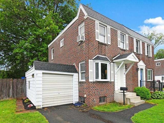 Townhouse for sale in Lansdale, Pennsylvania