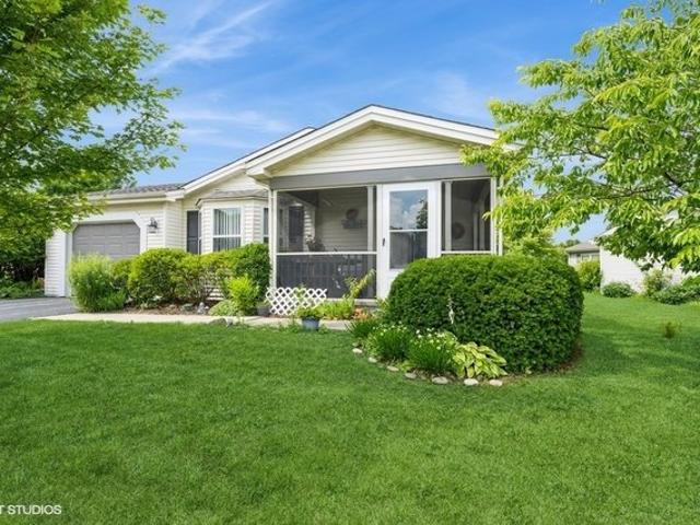 House for sale in Grayslake, Illinois