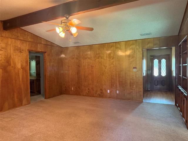 House for sale in Graham, Young County
