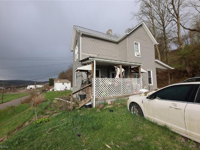 House for sale in Chester, West Virginia