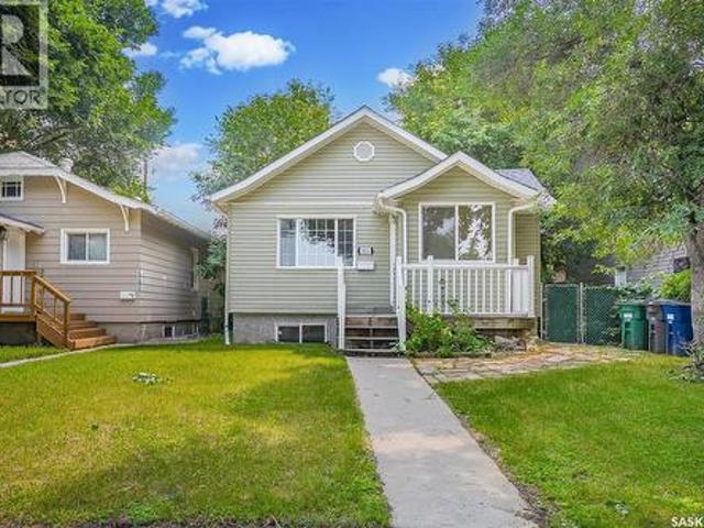 House for sale in Saskatoon, Saskatchewan