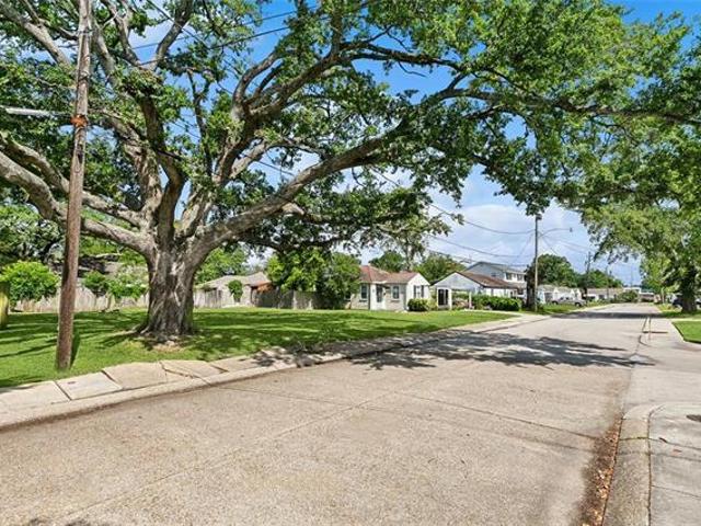 Land for sale in Metairie, Louisiana