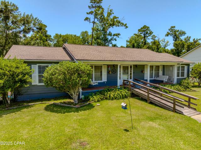 House for sale in Chattahoochee, Florida
