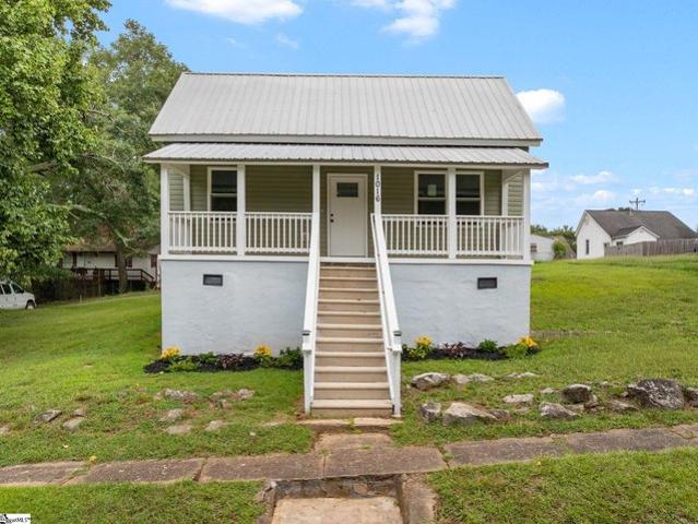 House for sale in Pelzer, South Carolina