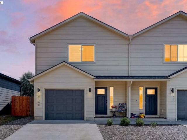 House for sale in Winlock, Washington